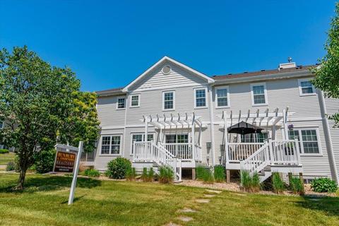 620 Bear Claw Way, Middleton, WI 53562