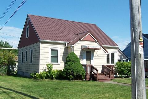 521 Waubun Ave, Waupun, WI 53963