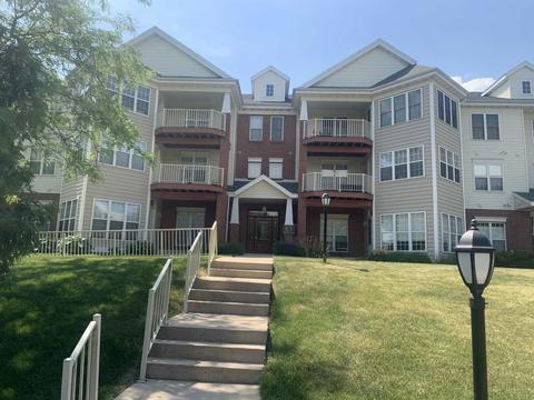 165 Shato Ln #165, Monona, WI 53716