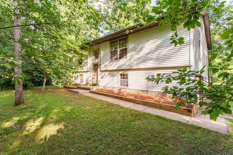 w826 Taylor Trail, Brodhead, WI 53520
