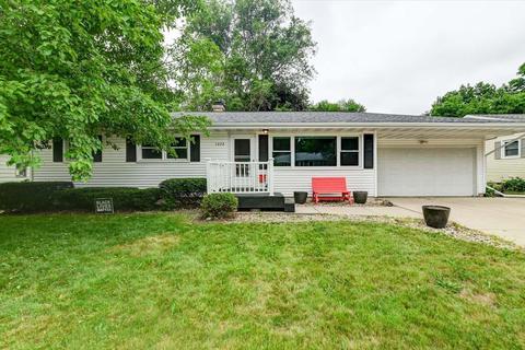 1222 Ellen Ave, Madison, WI 53716