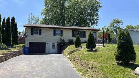 105 Hollywood St, Baraboo, WI 53913