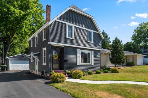 402 North St, Beaver Dam, WI 53916