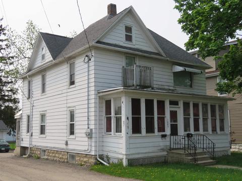 1005 N Spring St, Beaver Dam, WI 53916