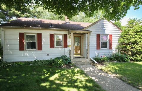 1515 Vista Ave, Janesville, WI 53545