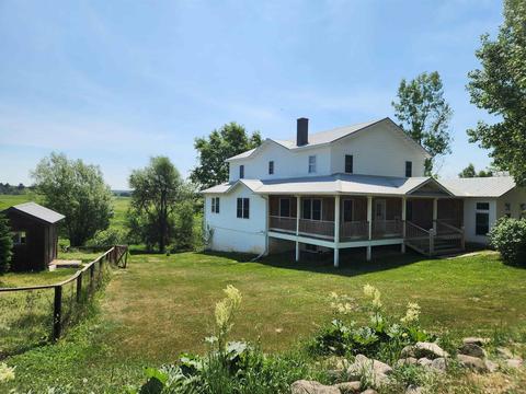 n1592 County Road B, Coloma, WI 54930