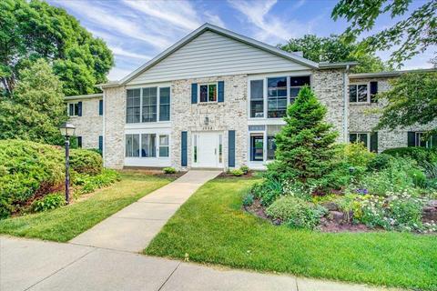 1502 Wheeler Rd #E, Madison, WI 53704