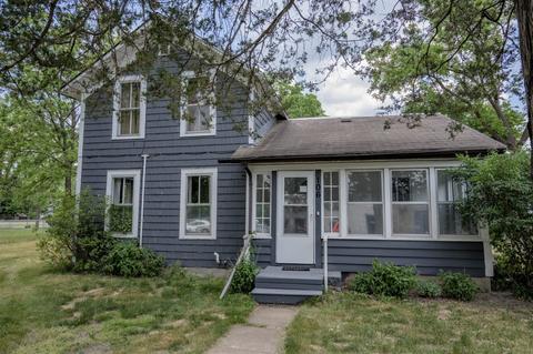 106 W 3rd St, Friendship, WI 53934