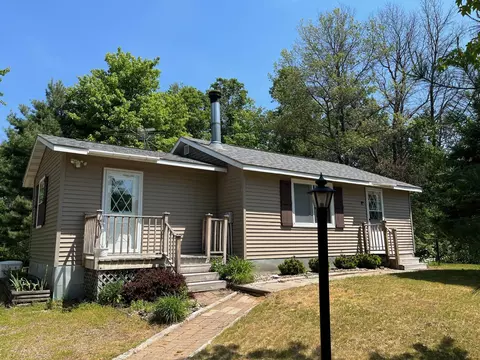 1348 S Bighorn Dr, Arkdale, WI 54613