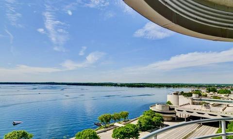 137 E Wilson St #911, Madison, WI 53703