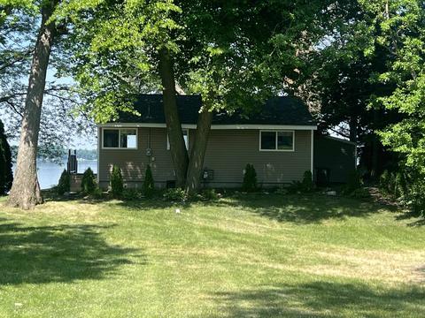 349 S Ferry Dr, Lake Mills, WI 53551