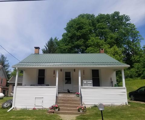 146 N Main St, Potosi, WI 53820