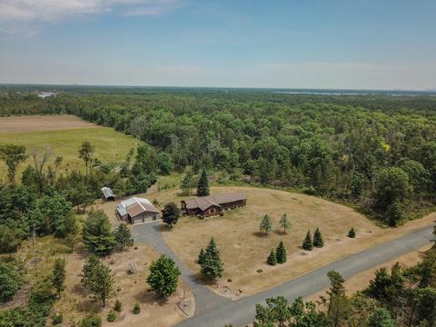 w5612 Barbara Lane, New Lisbon, WI 53950