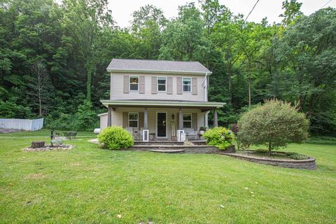 120 S Main St, Potosi, WI 53820