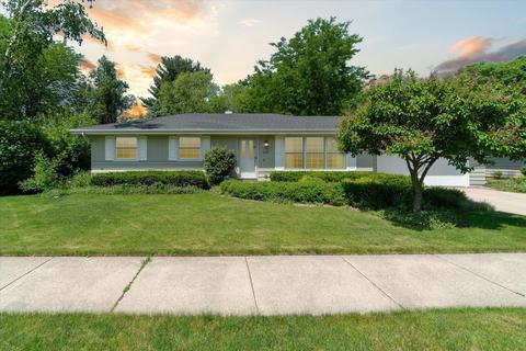 825 N Wright Rd, Janesville, WI 53546