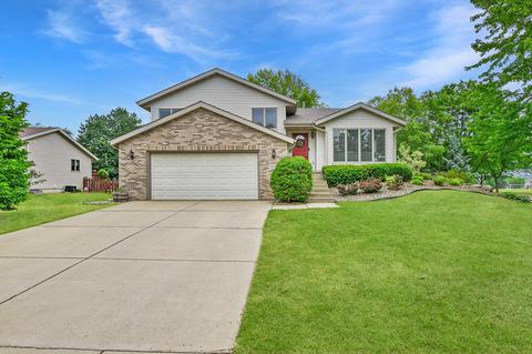 7202 Blue Maple Trl, Madison, WI 53719