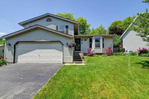 2918 Wayland Dr, Madison, WI 53713