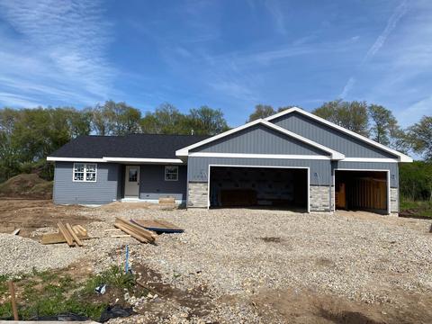 1026 Plum Ct, Janesville, WI 53546