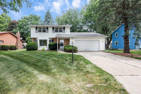 5694 Monticello Way, Fitchburg, WI 53719