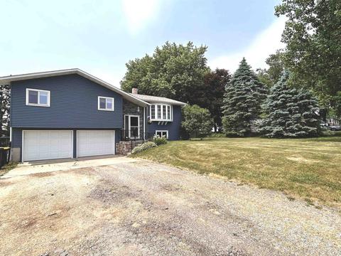 1214 Lagrange Ave, Tomah, WI 54660