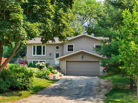 22 Dolores Ct, Madison, WI 53716