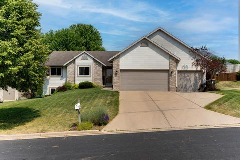 1349 Troon Dr, Sun Prairie, WI 53590