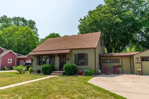7103 North Ave, Middleton, WI 53562