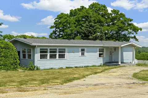 411 Flint St, Mineral Point, WI 53565