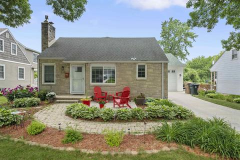34 S Hillside Ter, Madison, WI 53705