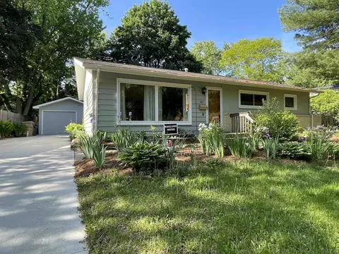 5013 Sherwood Rd, Madison, WI 53711