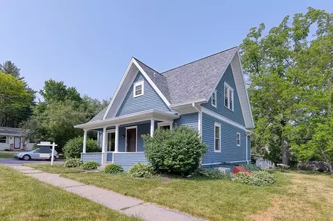 530 Eldred St, Mazomanie, WI 53560