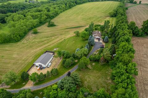 w5741 County Highway H, New Glarus, WI 53574
