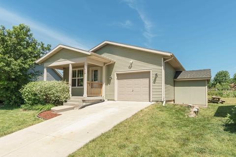 4616 New Freedom Ln, Fitchburg, WI 53711