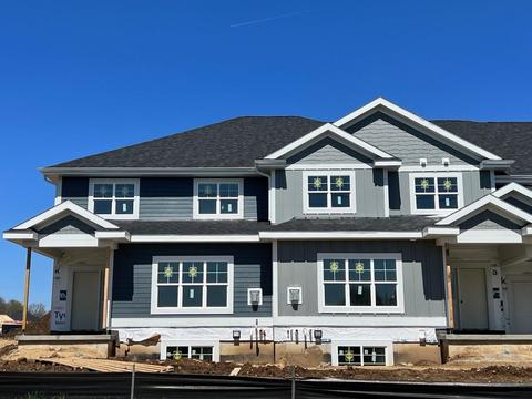 4621 Bellflower Dr #4, Deforest, WI 53532