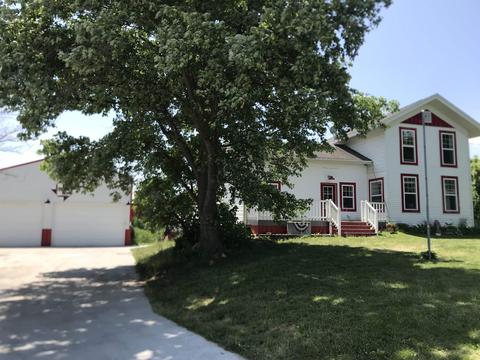 8733 W Hwy 11, Janesville, WI 53548
