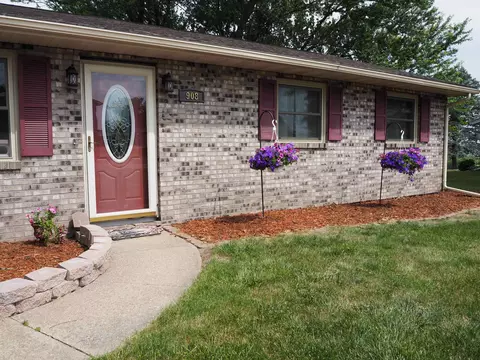 908 Morningview Rd, Lancaster, WI 53813