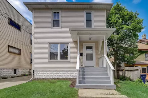 710 Mckinley St, Janesville, WI 53548