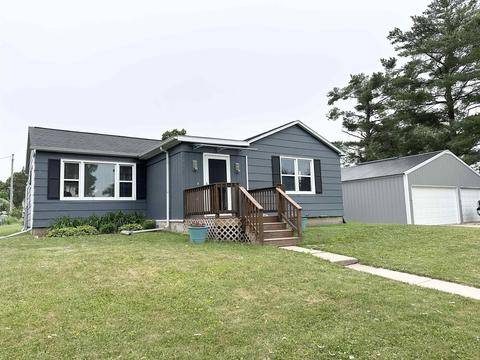 408 Elmberta St, Mauston, WI 53948