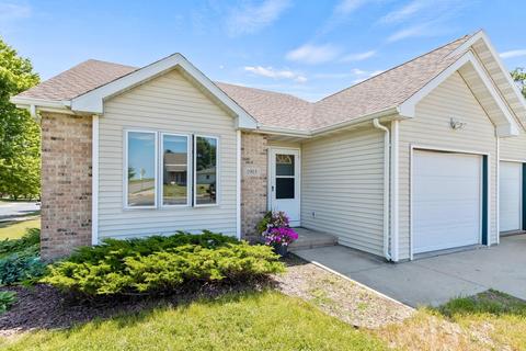 1915 Lincoln Ave, Stoughton, WI 53589