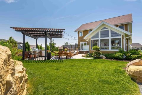 5018 Congressional Hl, Middleton, WI 53597