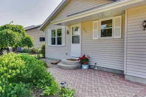 545 S 5th St, Evansville, WI 53536
