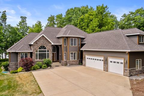 1874 Badger Ct, Arkdale, WI 54613
