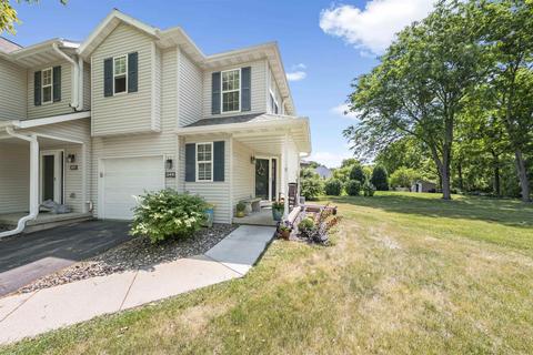 249 N Musket Ridge Dr, Sun Prairie, WI 53590