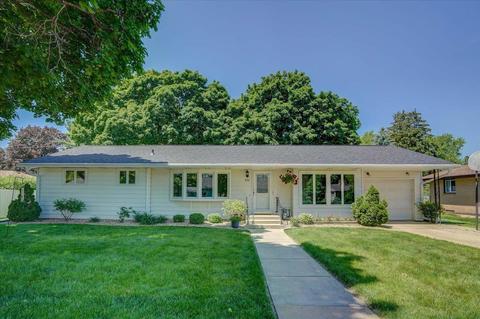 402 N Shuman St, Verona, WI 53593