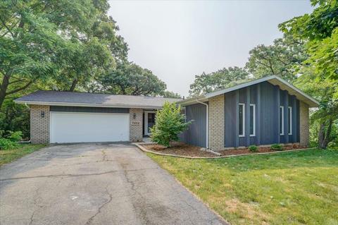 7406 Red Bird Rd, Deforest, WI 53532