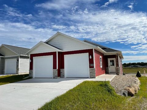 1200 Tivoli Cir, Oregon, WI 53575