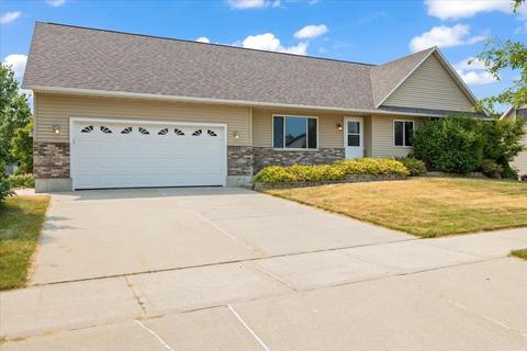 86 Me Me Ln, Reedsburg, WI 53959