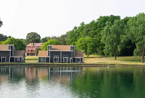 874 Xanadu Rd #1A, Wisconsin Dells, WI 53965
