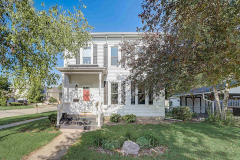 324 S Madison St, Stoughton, WI 53589