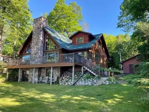2037 Sabinois Point Dr, Pelican Lake, WI 54463